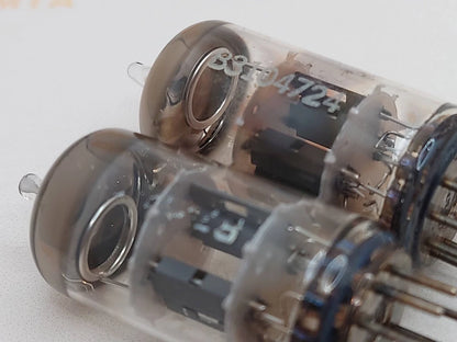 Telefunken ECC81 12AT7 O-getter ◇ Bottom – Berlin