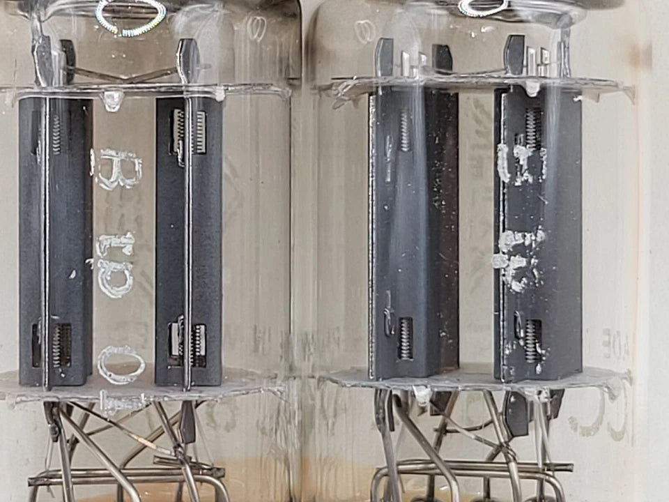 Telefunken ECC83 12AX7 Smooth Plates Berlin