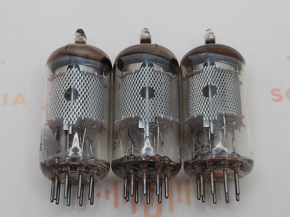 Valvo EF86 6267 vacuum tube with Mesh Plate and O-Getter, image 51