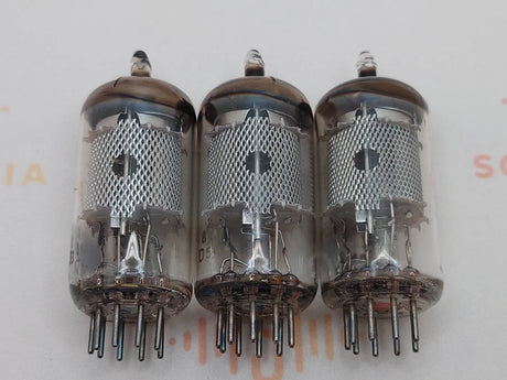 Valvo EF86 6267 vacuum tube with Mesh Plate and O-Getter, image 51