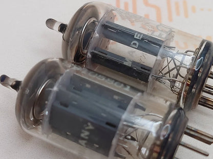 Telefunken ECC83 12AX7 Glatte Platten 