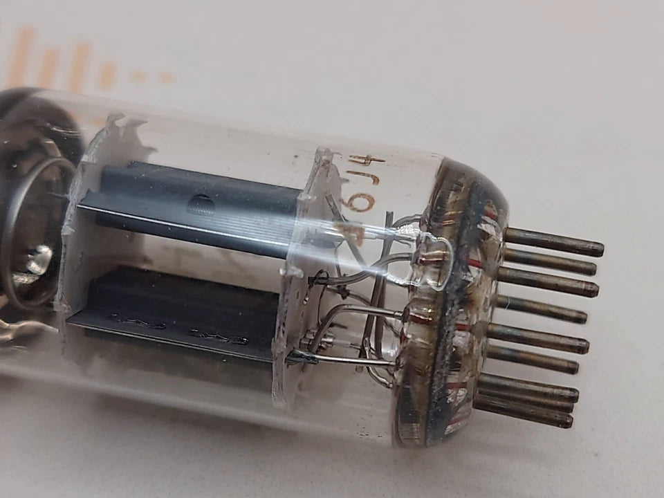Philips ECC83 12AX7 Piastre Corte O-getter - Heerlen