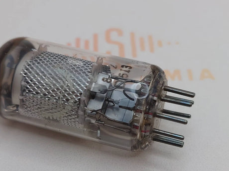 Valvo EF86 6267 vacuum tube with Mesh Plate and O-Getter, image 52
