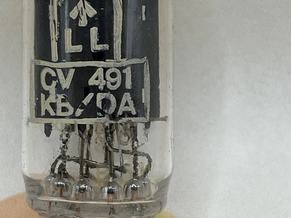 Mullard CV491 Long Plates Square Getter