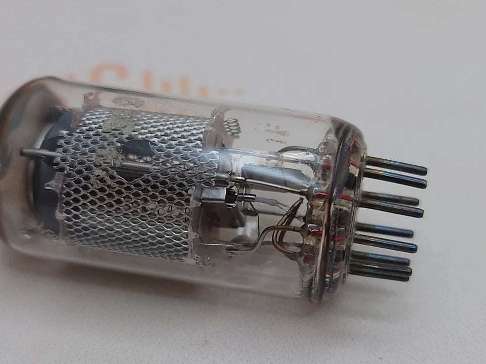 Valvo EF86 6267 vacuum tube with Mesh Plate and O-Getter, image 80