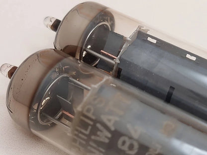 飞利浦 EL84 6BQ5 O型吸气管匹配对 - 1964年产于海尔伦 - 近乎全新库存