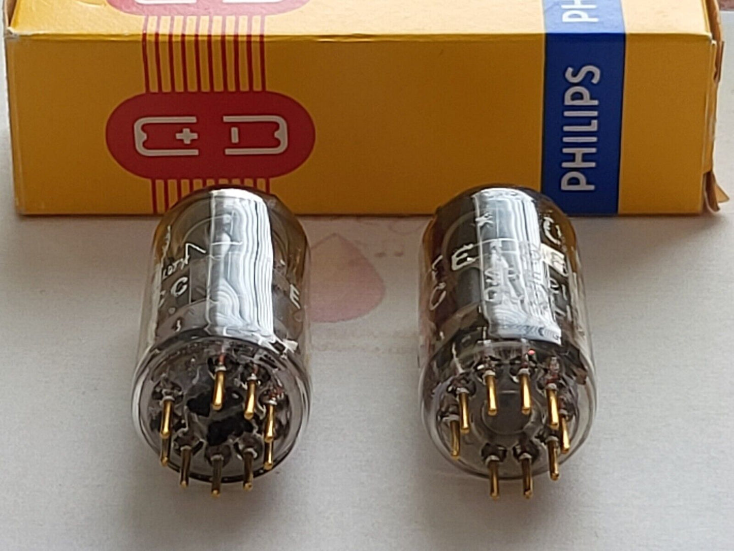 Philips SQ E188CC 7308 Matched Pair - Large Halo Getter -  Holland 1959/60 - NOS