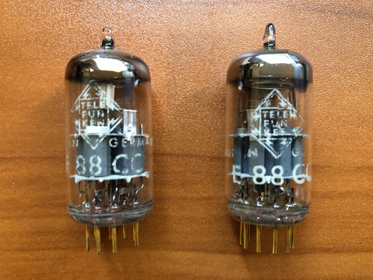 Telefunken E88CC 6922 Vorverstärkerröhren, passendes Paar – Ulm 1966 – Diamond Bottom – NOS 