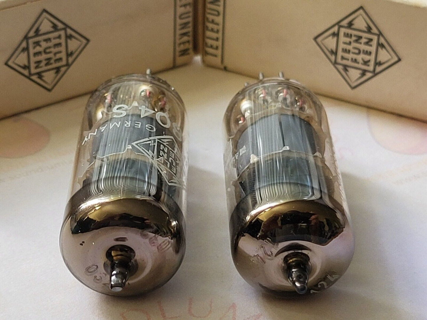 Telefunken EF804S passendes Paar mit Originalverpackung mit Diamantboden – Ulm 1963 – fast neuwertig