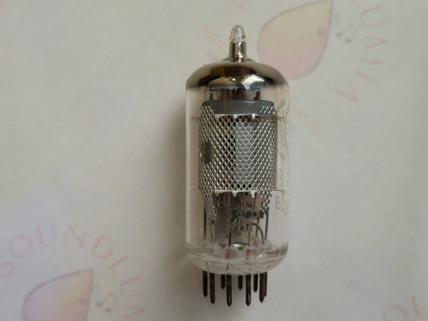 La Radiotechnique EF86 in Originalverpackung – Suresnes 1961 BY5 – Valvo Label – NOS