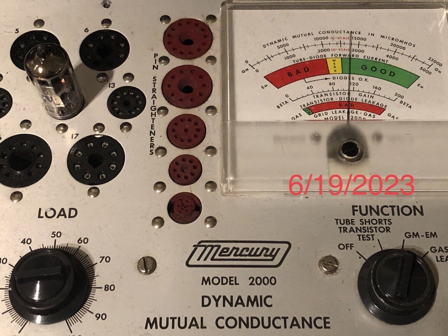 Mullard CV5358 6DJ8 ECC88 Militärröhren, passendes Paar – Blackburn 1965 – NOS