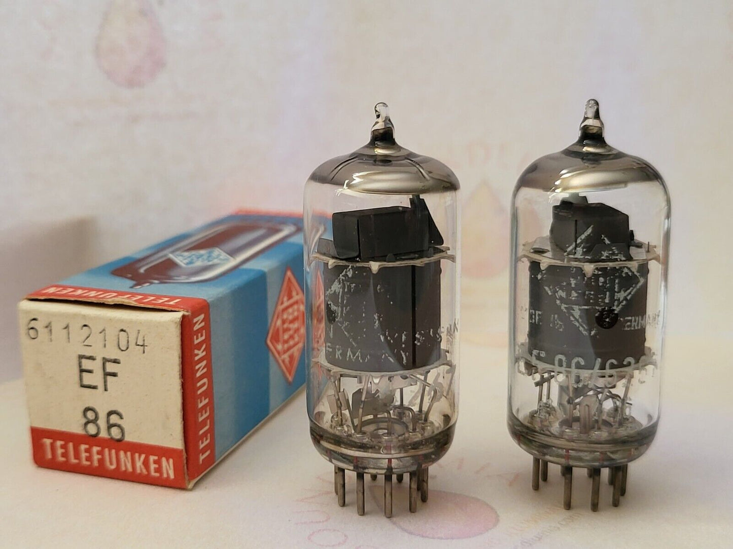 2x Telefunken EF86 6267 Matching Codes - BWB Insignia - Diamond Bottom - Strong