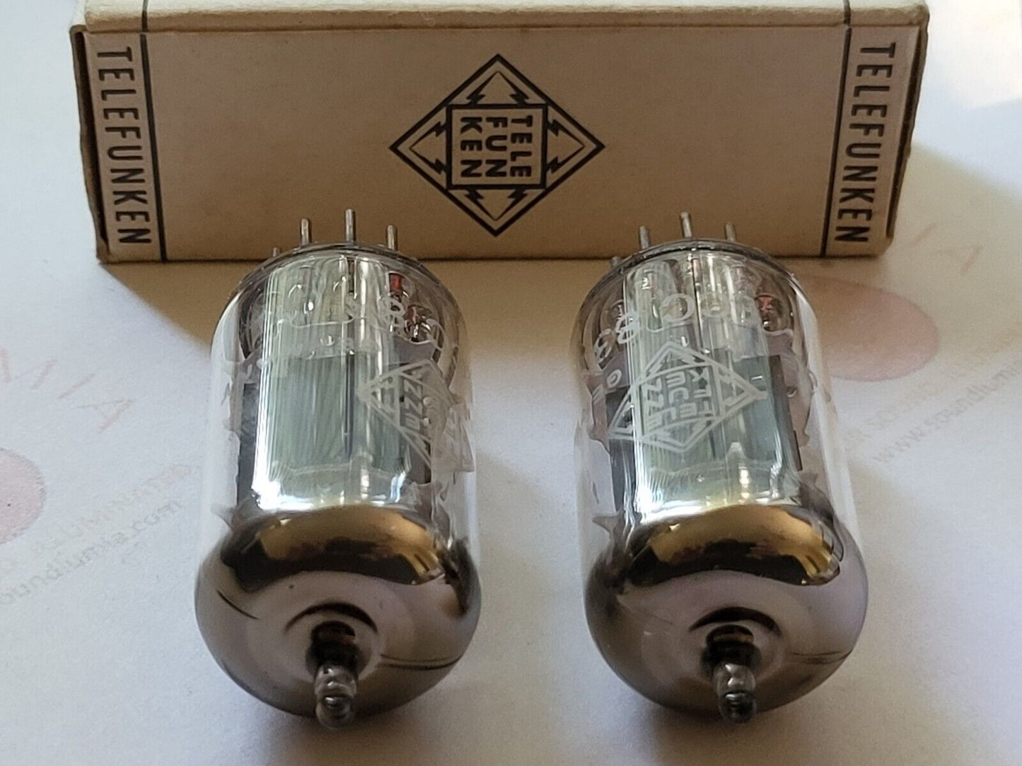 Telefunken ECC83 Long Smooth Plates Matched Pair - Berlin 1964 - Same code - NOS