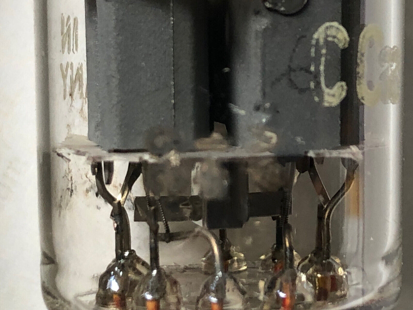 Siemens CCa E88CC Röhren graue Abschirmung passendes Paar gelbe Markierung - München 1965 A0 - NOS 