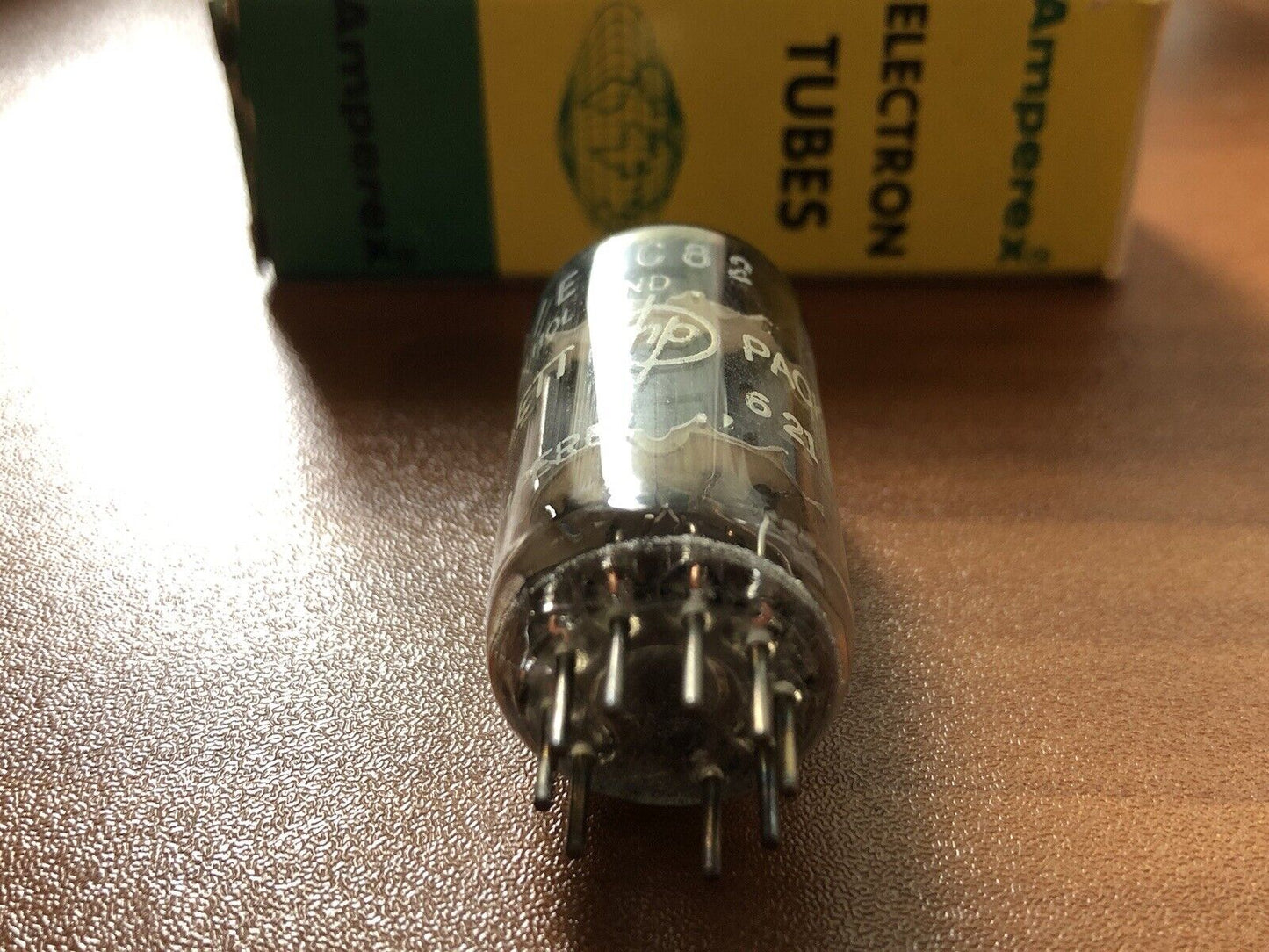 HP Select Amperex 12AU7 ECC82 Preamp Tube - Holland 1966 - Tests Strong