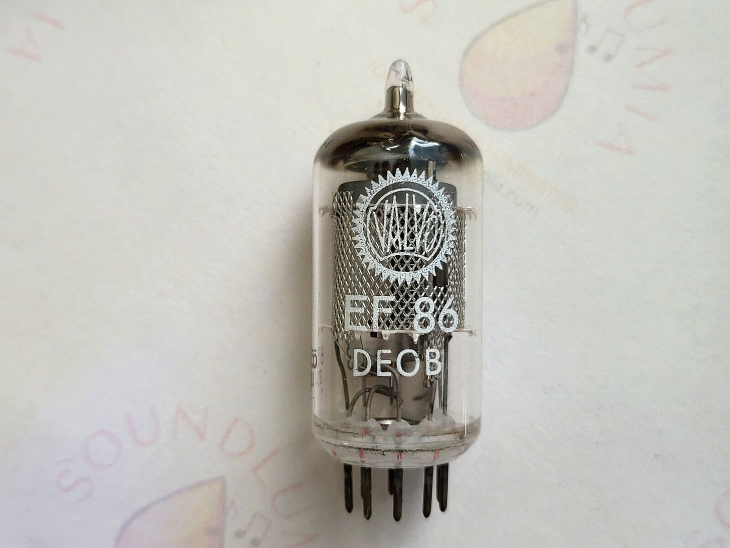 La Radiotechnique EF86 in Originalverpackung – Suresnes 1961 BY5 – Valvo Label – NOS