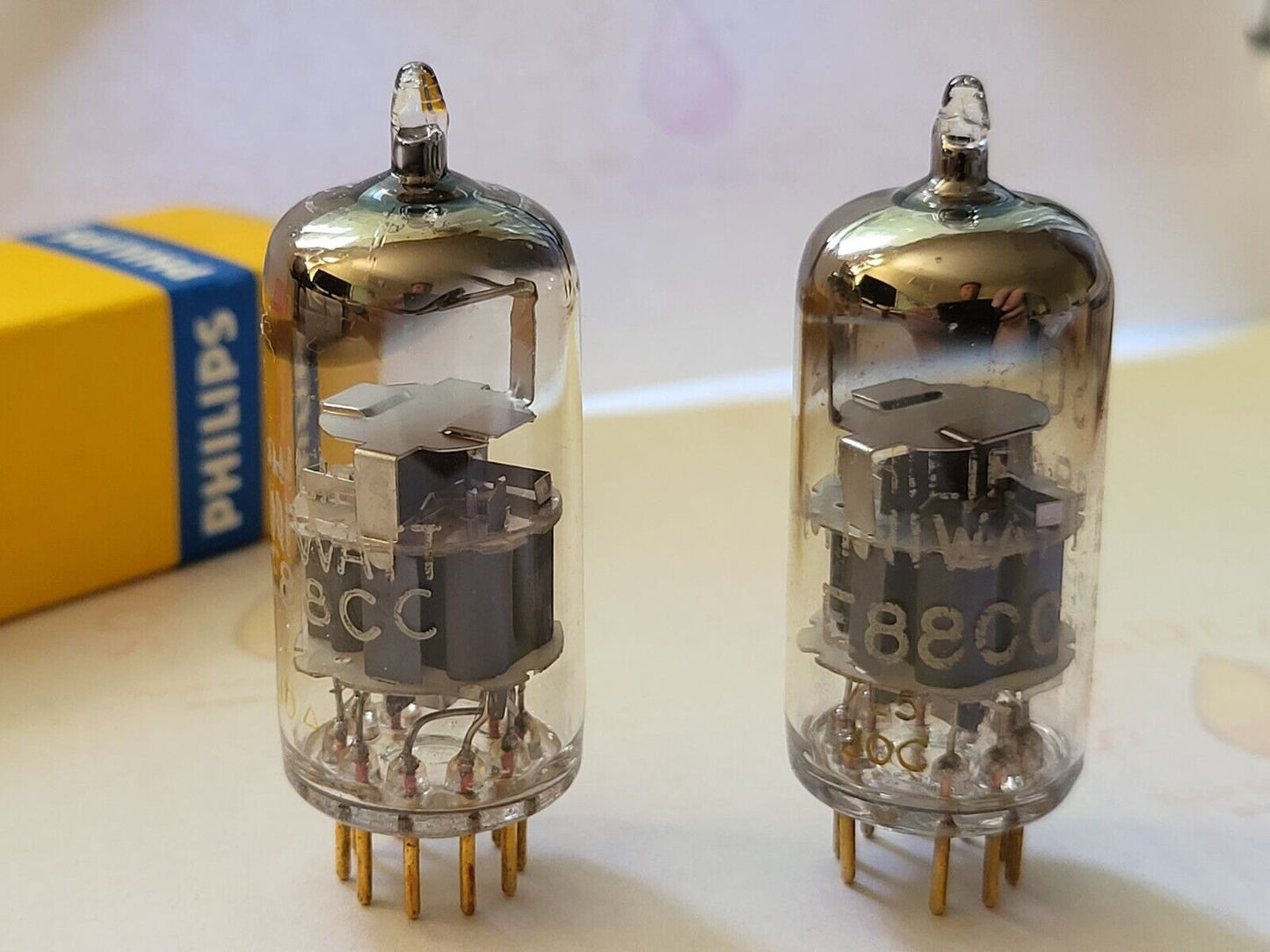 Philips Miniwatt SQ E88CC 6922 Tubes D-getter Matched Pair - Holland 1960  - NOS