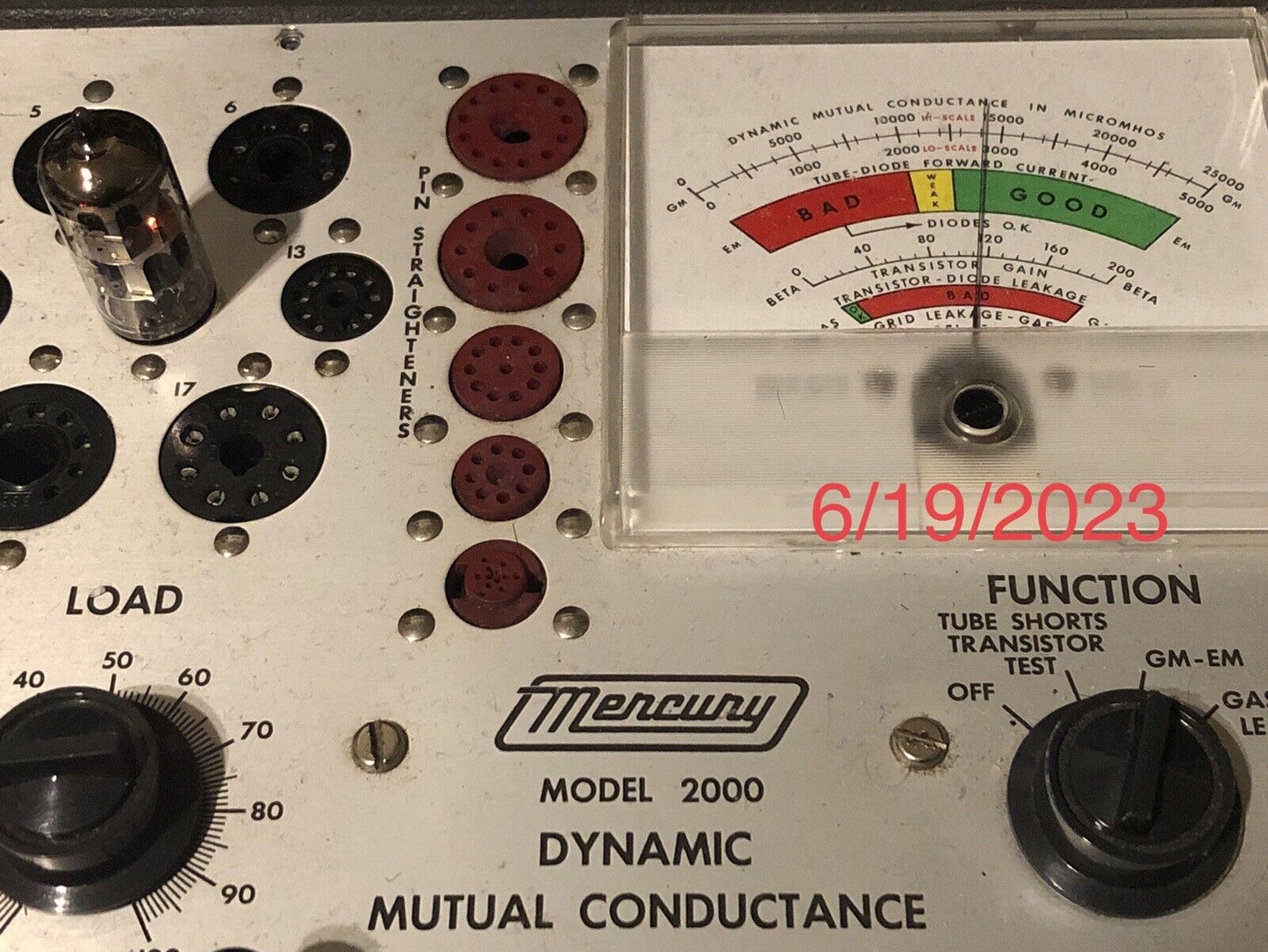 Mullard CV5358 6DJ8 ECC88 Militärröhren, passendes Paar – Blackburn 1965 – NOS